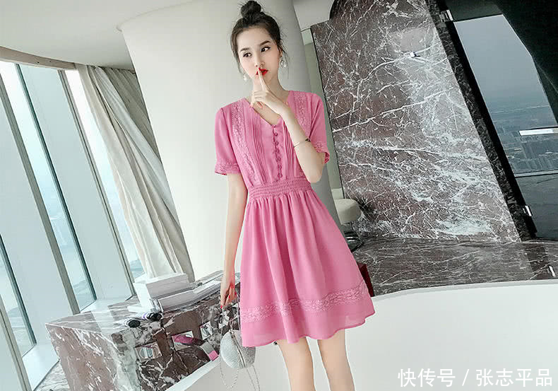 小个子这样穿裙子，自带淑女气质，清新靓丽又显白！