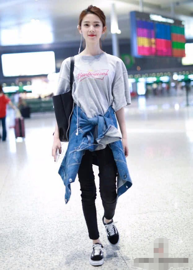 长T恤穿不好，172陈瑶都变小矮人，网友:御姐的身高萝莉的脸!