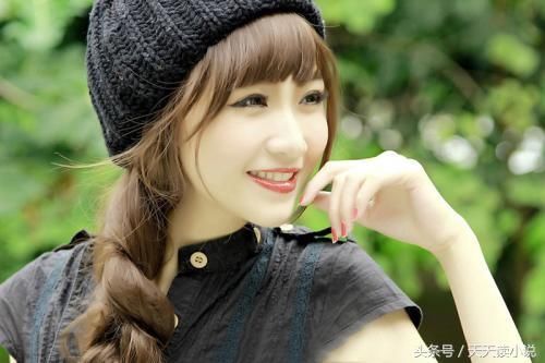 “军长，外头谣传我们有一腿”“太太，我们得坐实这个谣言”