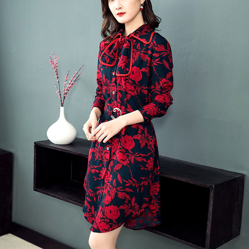 意想不到!这高贵“秋季裙”竟然美的如此倾国倾城!尤其60后穿