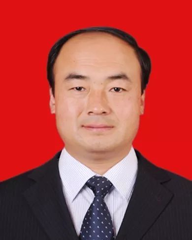 关于王隆等同志任前公示的公告