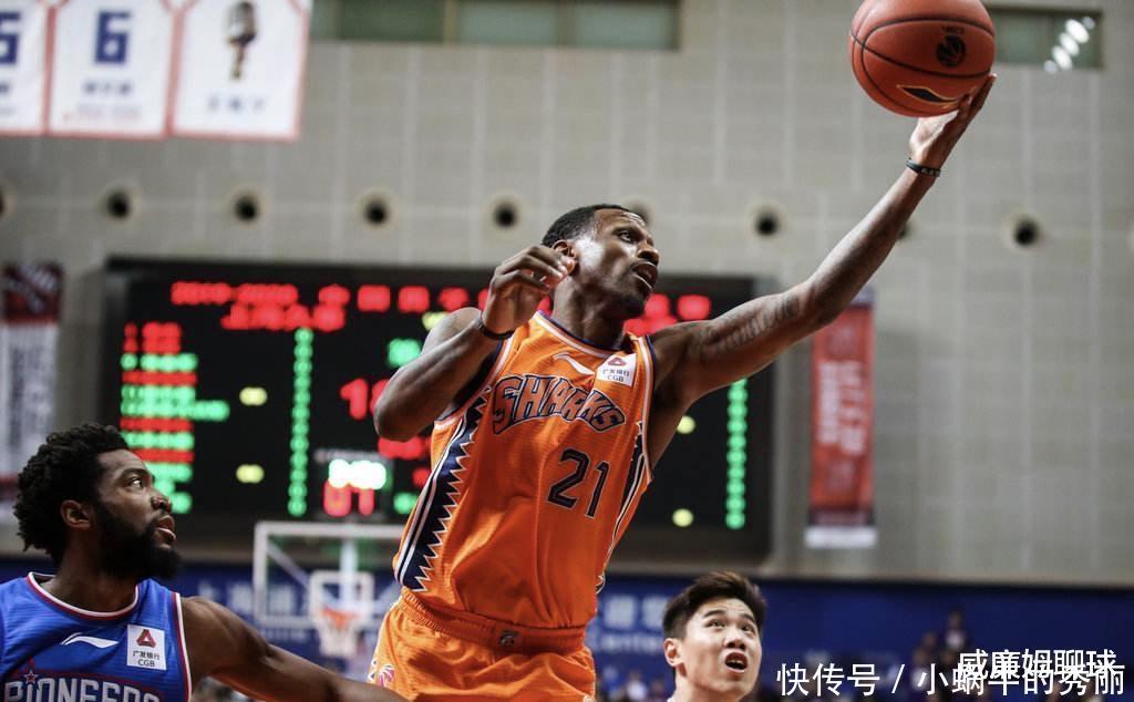 辽宁队外援史蒂芬森工资