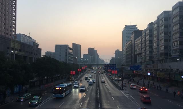  网约车：动真格！网约车司机注意了，在这个商圈随意上下客，后