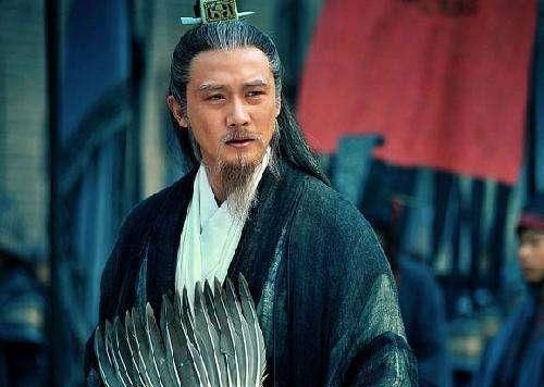  颜良■颜良大败徐晃，张辽没敢出战，为何单挑文丑二人都抢着去