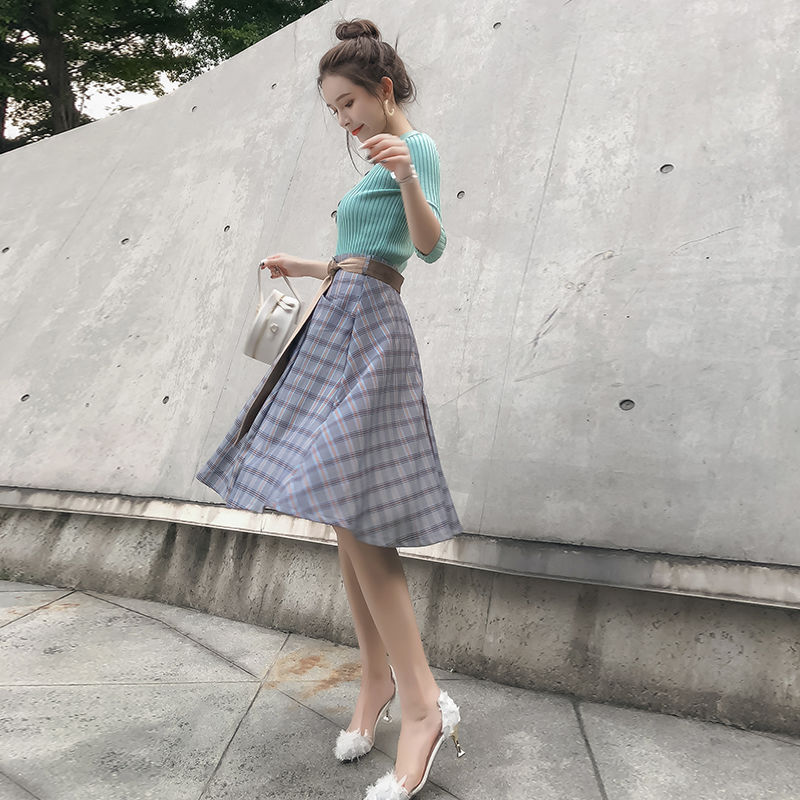 这个秋天，我不穿连衣裙，只因这些半身裙深入我心，太美了