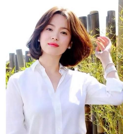 烫出来效果：真正会打扮的女人，通常会留的“5种”发型，轻松遮盖发际线问题