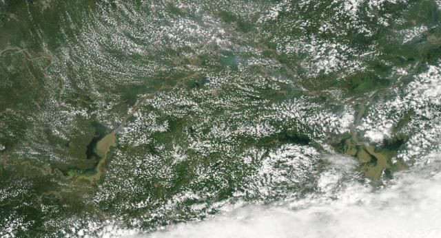 怪异！我国洞庭湖突然变色，NASA卫星紧急对准发现玄机？