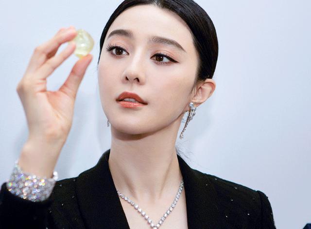 网友抵制《空天猎》播出，央视这个做法说明范冰冰已经化险为夷！