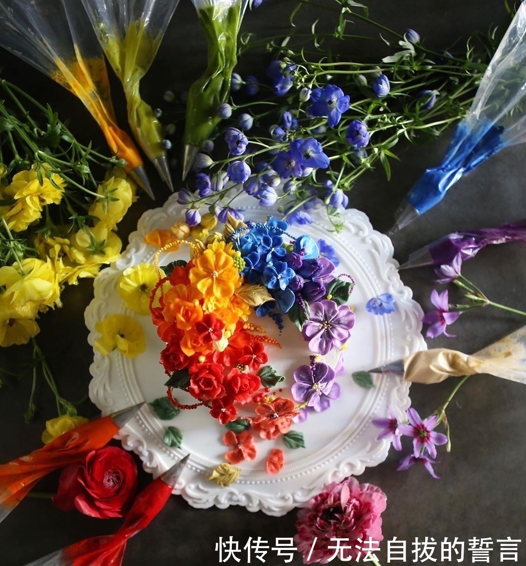 『制作』她做的鲜花蛋糕太撩人,看完后全世界都惊艳了!