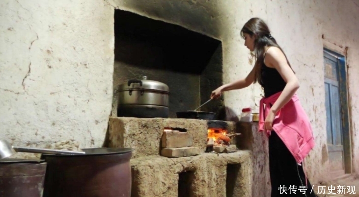 国内有座慢节奏城市:十点上班七点下班,凌晨街道仍有美女闲逛!