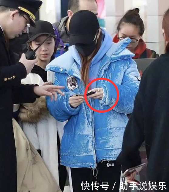 李小璐一张照片引出轨争议，官方怒甩未P原图辟谣