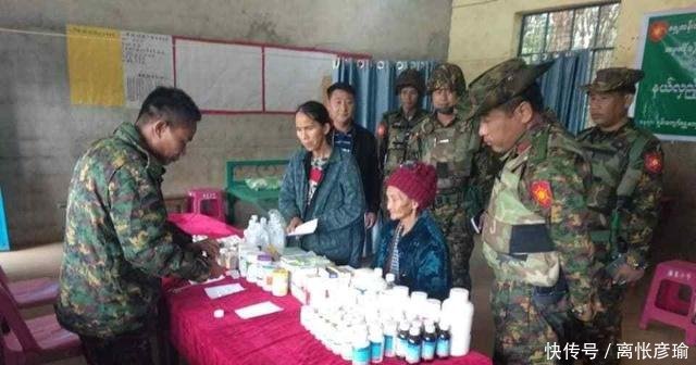 缅军在果敢乡间的“亲善”摆拍