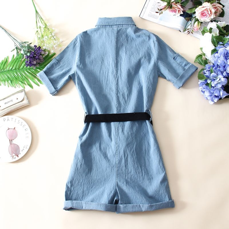 穿连体裤不好上厕所，但今年这样连体裤火爆了，显瘦又显高，很美