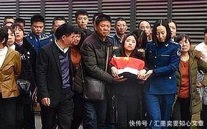 “王牌飞行员”廖勇烈士魂归故里！2岁儿子哭闹爸爸去哪了