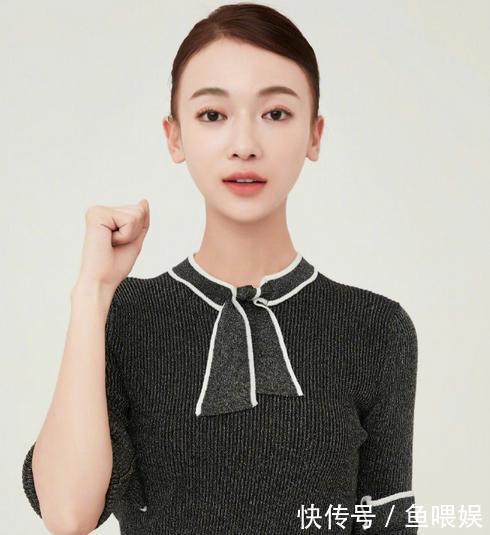 吴谨言再次成为焦点,华谊兄弟电影《八佰》回应:假!!