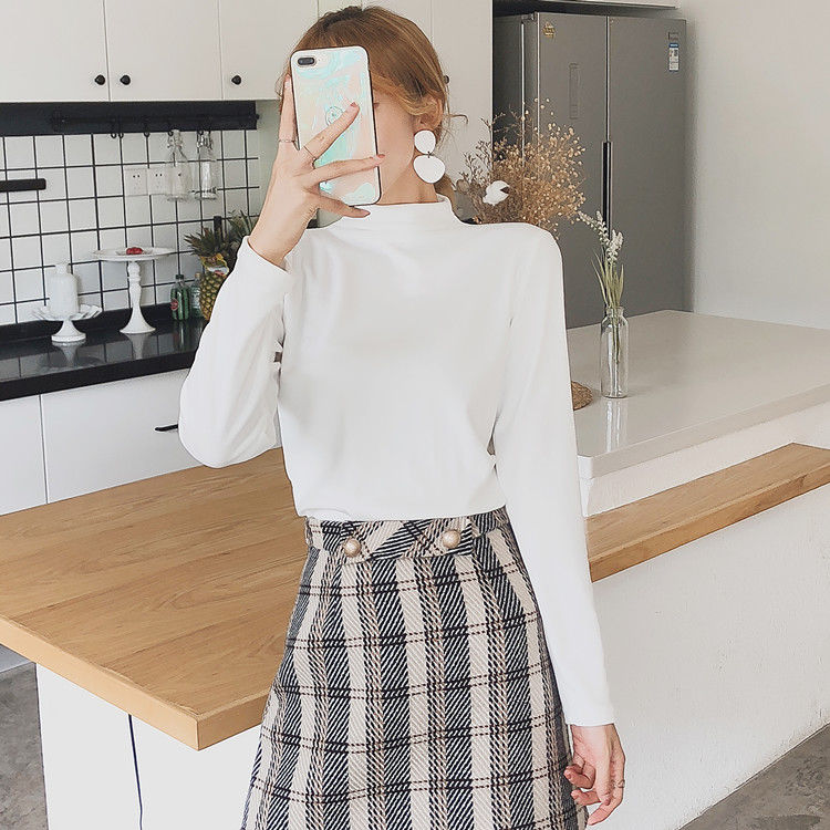 太美了!难怪老婆不穿丝袜,秋季买这样的裙子,竟迷人的移不开眼