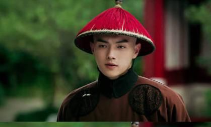 傅恒家暴事件再发酵，前度发博称表面上道歉，实际买热搜黑自己？