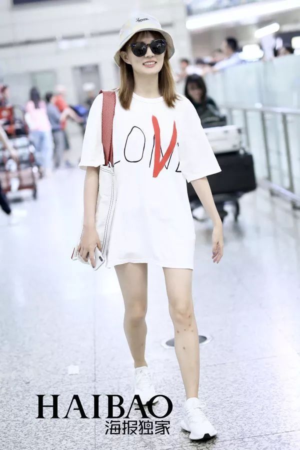 刘诗诗击破离婚传闻!周迅窦靖童这是什么情况?【海报街拍】