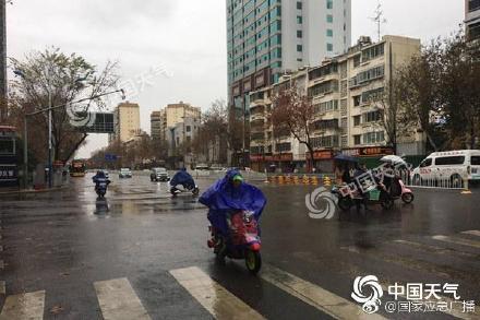 8日云南昆明等9地有大雨局地大暴雨 9日起降水减弱