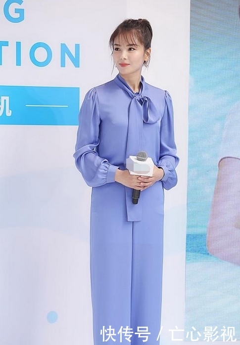 # 发现#转身后才发现腰臀比更惊艳,刘涛身材真是好!穿礼服在腰间挖仨洞