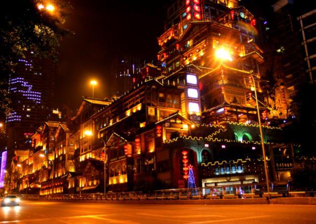 中国最强旅游城市,一年接待5.4亿游客,消费还超低