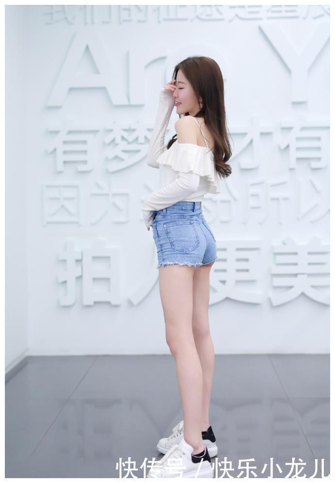 魅力|时尚穿搭:简单的短裤,也会让你很有魅力