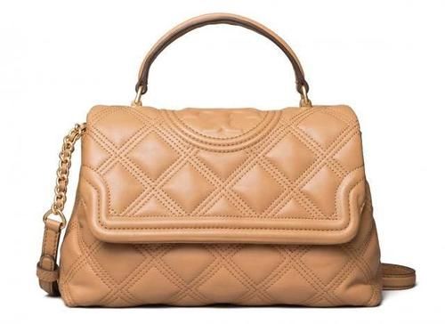  [橘色]这8个春夏大热奶橘色包包容易搭配又超显白，潮人洗版你还不买？