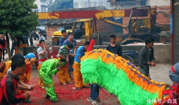 如今农村有“3大怪象”, 未来10年后都会变为现实, 你相信吗?