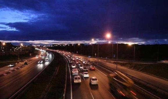  口诀|除了“让速不让道”，开车还有这口诀，关键时起大作用，司