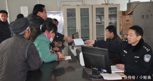  「取消」农业户口取消了, 今年农民要拿到3个证, 能换20万, 家家