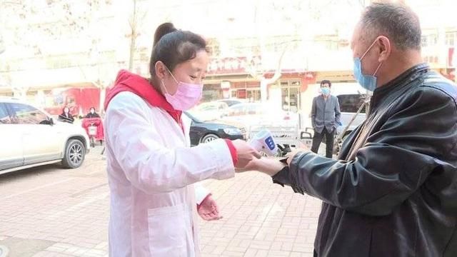  「医用外科口罩」德州庆云统一调配口罩供应，购买现场是这样的……