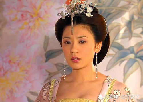 耳环长过肩膀的古装女子，王艳清纯、黄奕明媚、贾静雯清新怡人