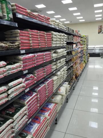 非洲国家有哪些跨国超市,一张沙发价格比国内