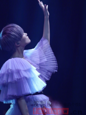 女生什么时候最美? 拥有李宇春同款短发的时候