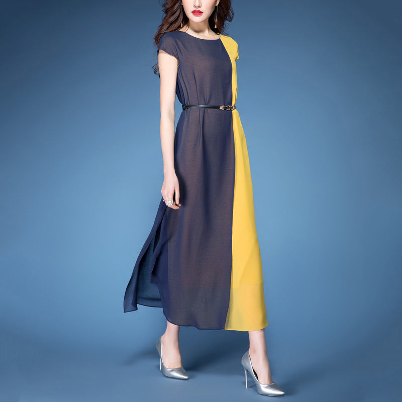 太神奇了!被老婆惊艳到了!因穿高档A字裙，高贵嫩美不像53岁