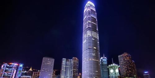  摩天大楼@中国摩天大楼最多的城市，竟然不在北上广深，但却不让