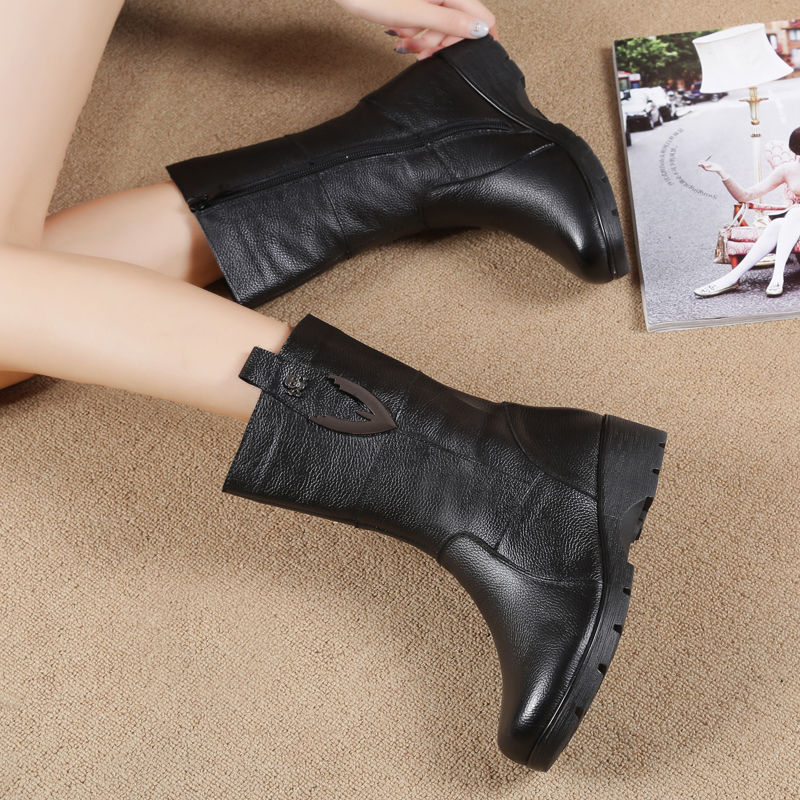 舒服要飞起的“软靴子”，比高跟鞋显高有气质，妈妈一下买3双