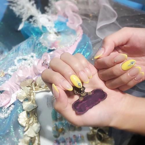  黄色■6种春日黄，显白减龄又时尚！