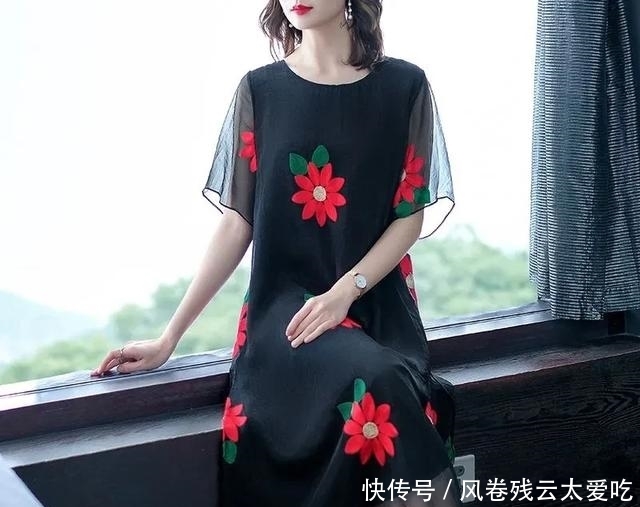  『浪漫』薄春裙高级洋气，瘦美无比，配款高跟鞋浪漫又唯美