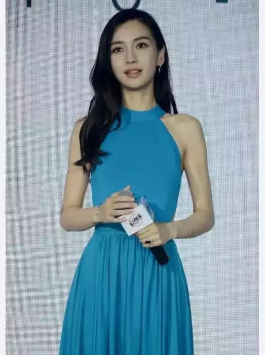 Angelababy穿露背裙，看了第二张图，女神不白叫了