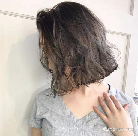 越烫越洋气发型20款