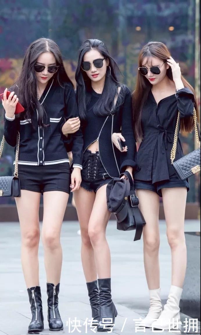 「 美女」一道靓丽而又性感的风景，你喜欢那个？，街拍：四个美女走在路上