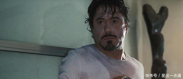 『看起来』《钢铁侠》中，唐尼胸口的洞是怎么来的制作方式让人意想不到