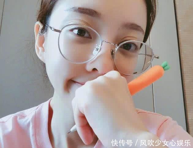 冯提莫离婚事件被网友吐槽, 首次做出回应, 网友: 对不起, 我错了