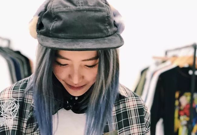 除了穿鞋好看，这几位小姐姐，还有让你羡慕不已的潮流职业!