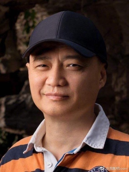 崔永元微博骂刘震云,建议和方骗子、黄毅清、司马夹头成立微信群