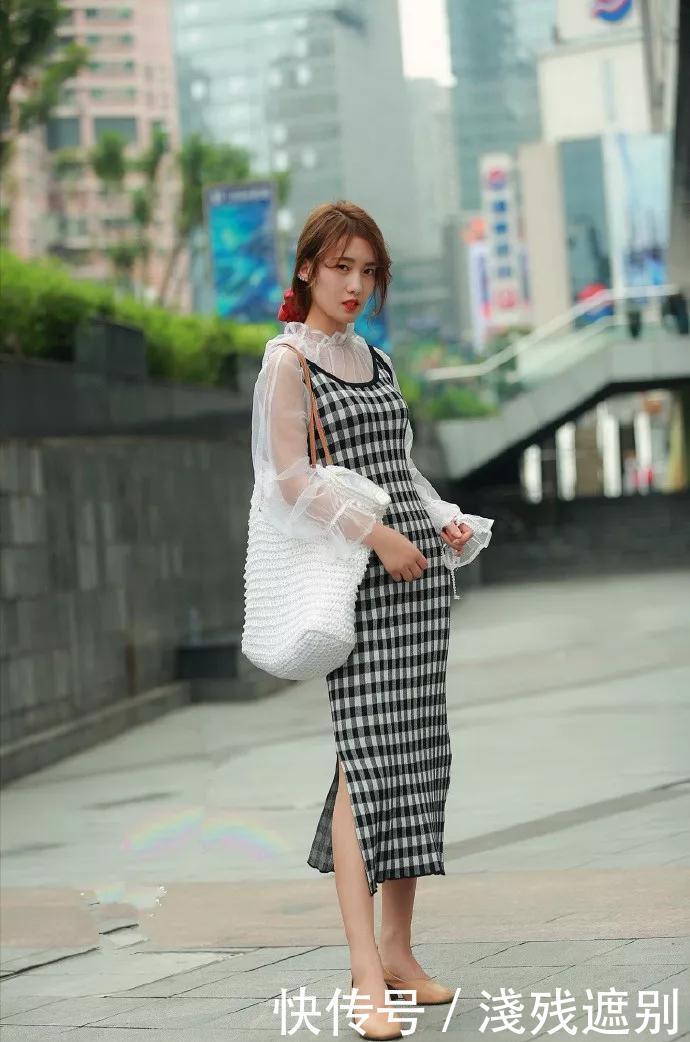  『春天』高跟鞋搭配连衣裙，让女性在春天更显魅力