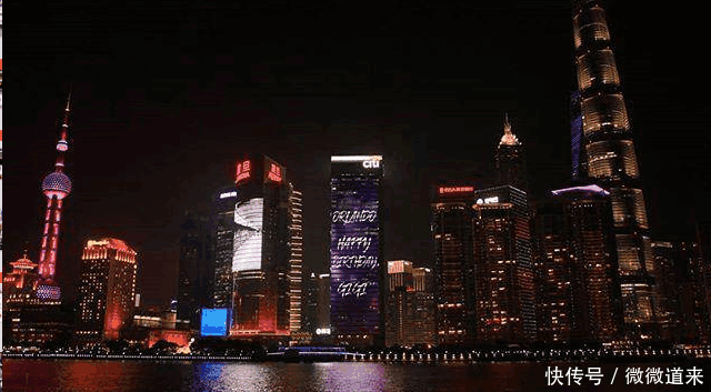 赌王儿子何猷启求婚成功首度公开女友, 女方疑