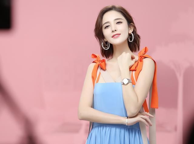 拒绝平庸吊带裙，宋祖儿娜扎林依晨都在绑的蝴蝶结，不了解一下吗