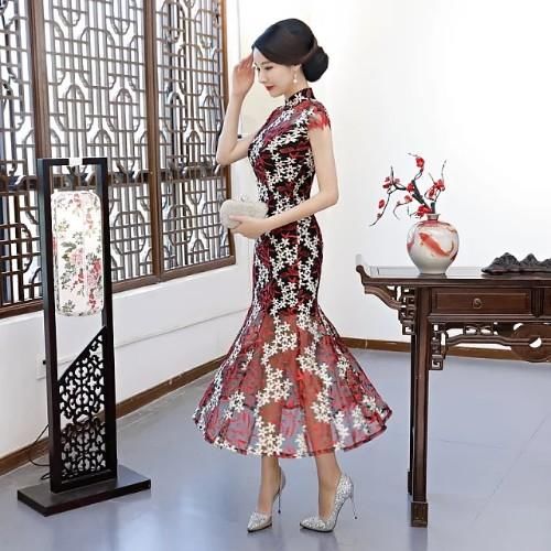 美裙来袭，成熟风韵，秋季修身气质旗袍！
